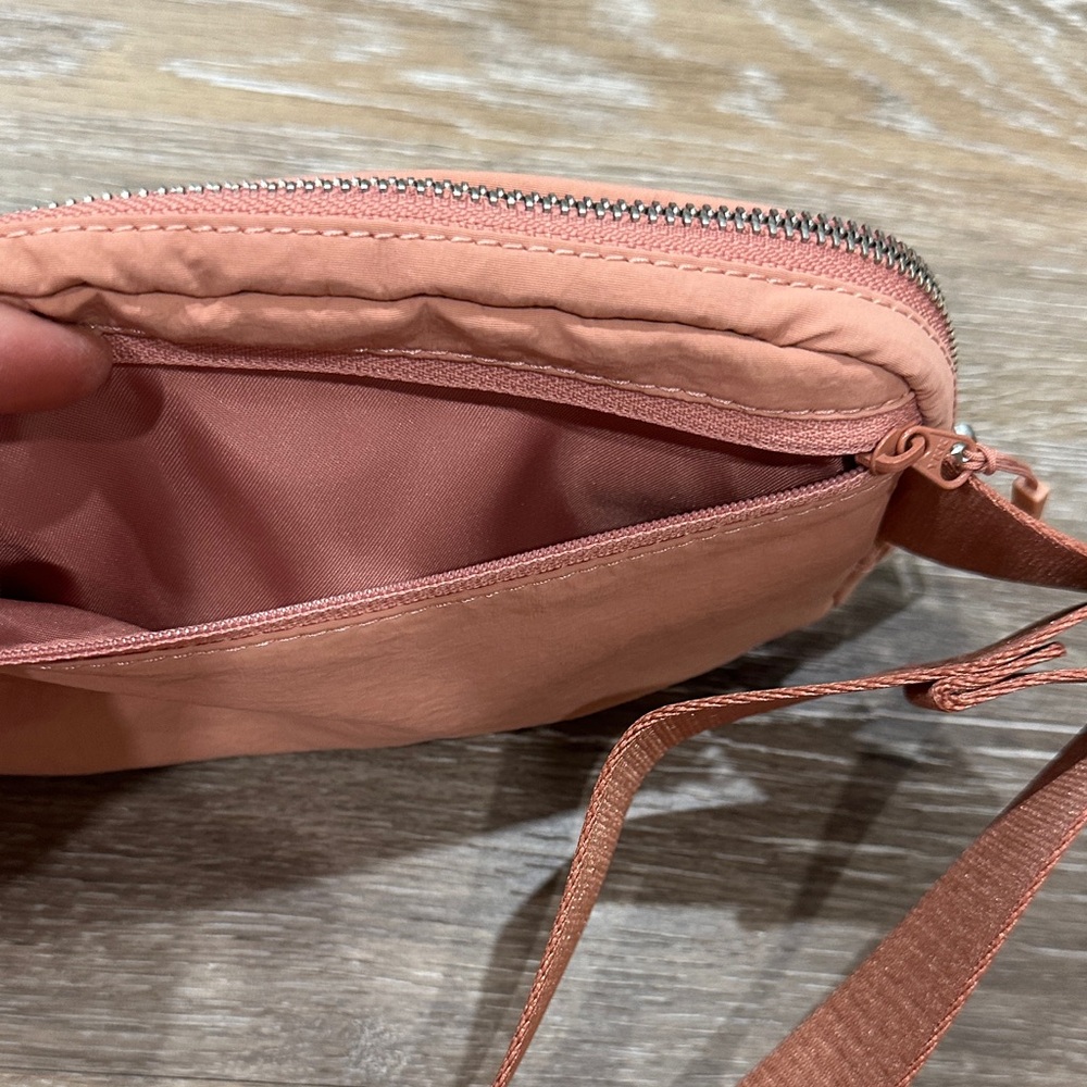 NWT! lululemon Copper Everywhere Belt Bag Size Small - Picture 10 of 11